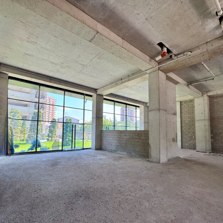 Կոմերցիոն-տարածք157,158